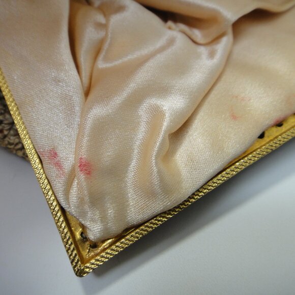 Embroidered Clutch Purse w Belt or Wrist Loop Strap Asian Figures - Picture 13 of 15